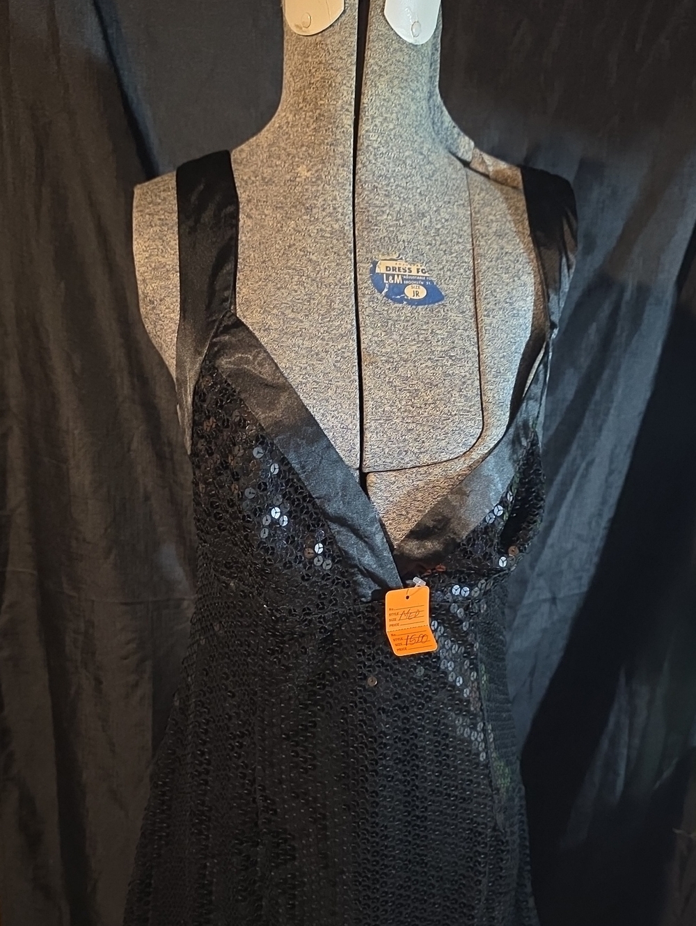 Black Sequin Sleeveless Cocktail Dress